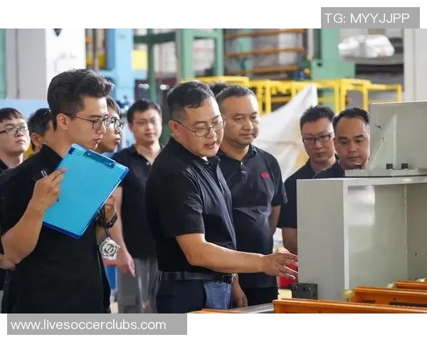 广州篮球队的反击革新之路：从传统到现代的全面转型与突破