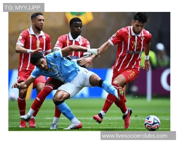 曼彻斯特对决斯托克城精彩赛事回顾与分析